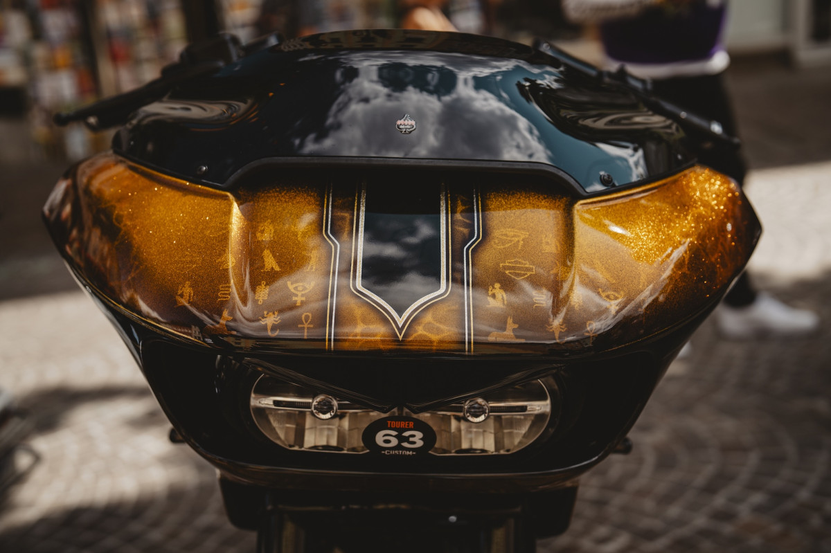 Custom Egyptian Gold Road Glide