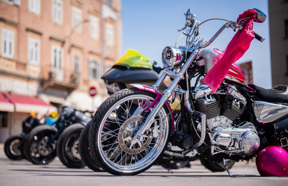 Custom Pink Sportster